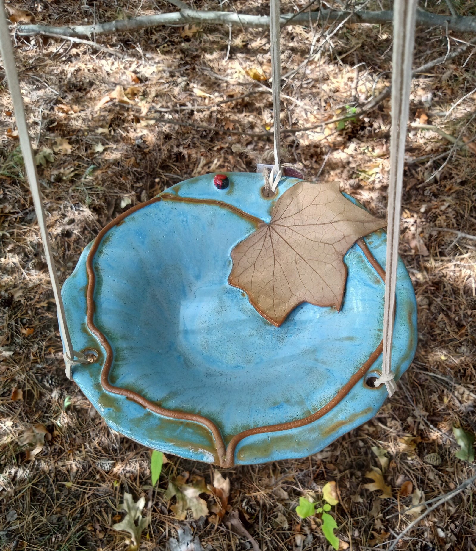 Hanging Bird Bath - Moonseed Vine Leaf Bowl